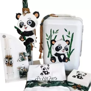 Σετ Βάπτισης Panda Τρόλεϊ (3 τμχ) | Σετ Κουτιά-Βαλίτσες-Λαμπάδες στο Vaptisi-online.gr