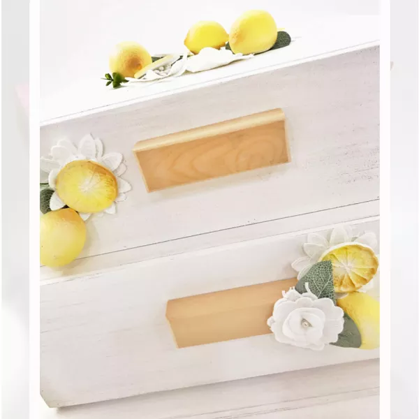 Σετ βάπτισης Lemon Love Έλενα Μανάκου K21-006 | Σετ Κουτιά-Βαλίτσες-Λαμπάδες στο Vaptisi-online.gr